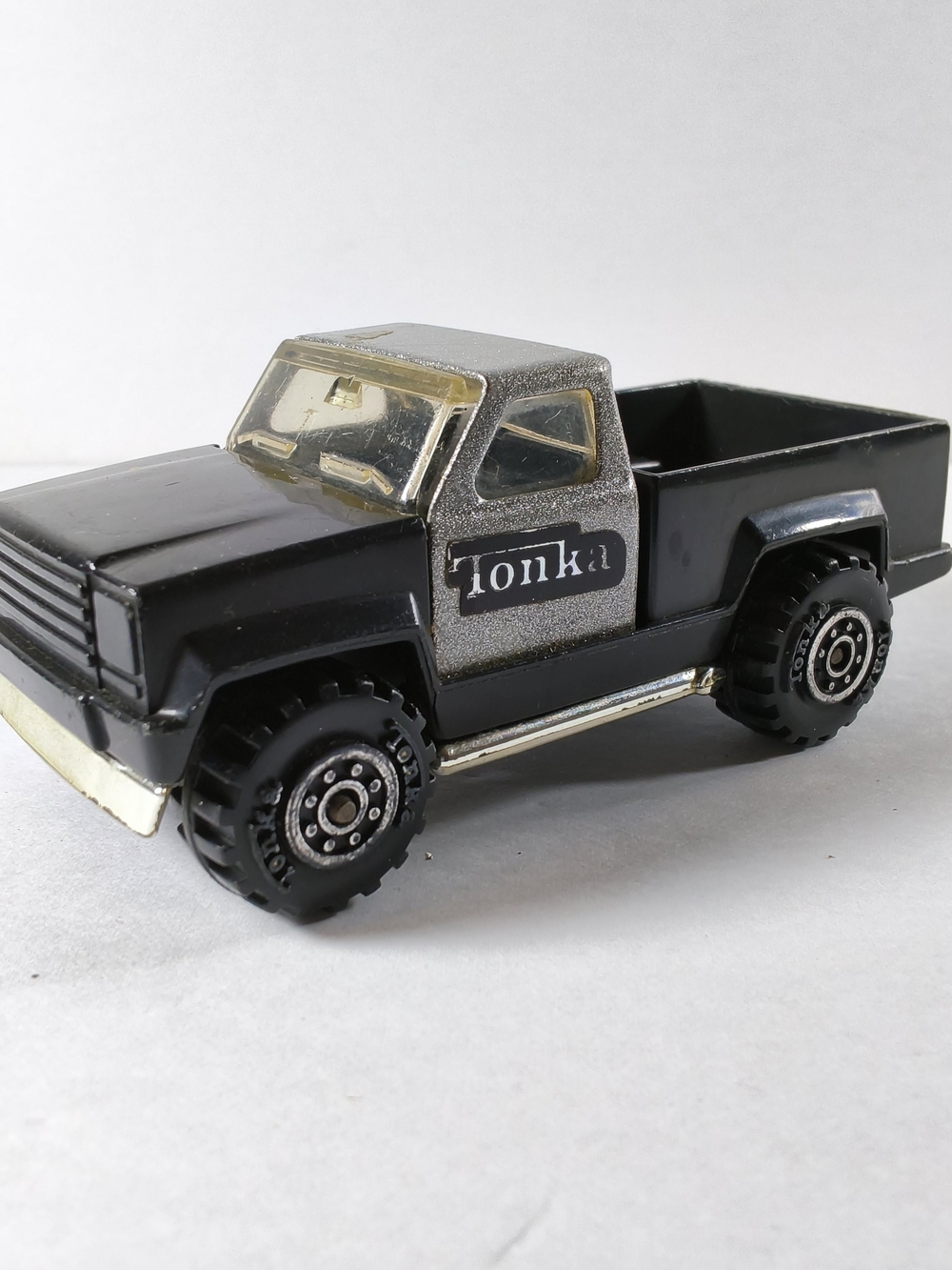 Vintage 1978 Tonka Black Silver Metallic Step-Side Pickup Truck Pressed Steel